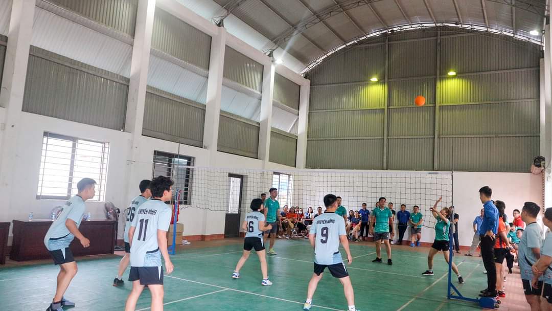 Giao lưu bóng chuyền hơi Đoàn thanh niên Liên cơ quan kỷ niệm ngày thành lập Đoàn